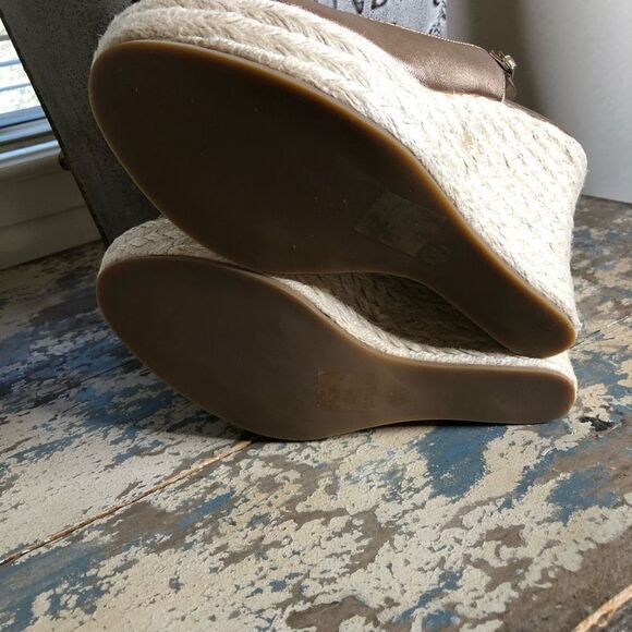 NEW Footcandy Costa Rica Rose Gold Coastal, Y2K Slingback Peep Toe Wedge - Picture 7 of 16